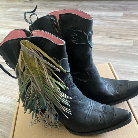 junk gypsy Shoes - Boots